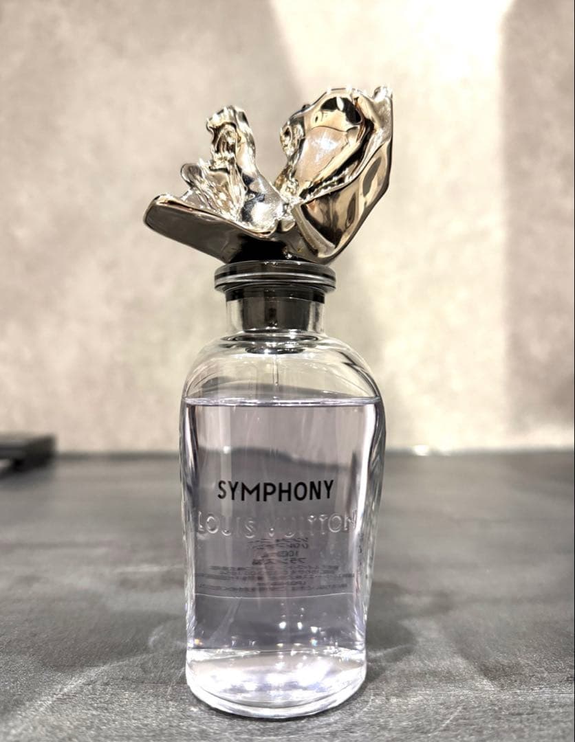 ちゅん　ルイヴィトン　香水　シンフォニー　100ml ルイヴィトン シンフォニー 香水｜ユニセックス シトラス系