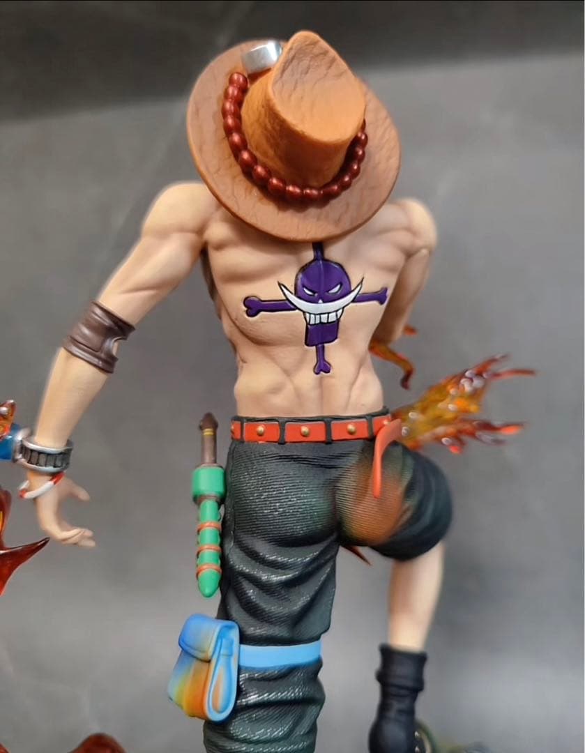 ワンピース エース 【火銃】 ガレージキット フィギュア塗装済み品