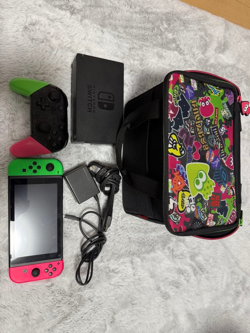Nintendo Switch 本体 スプラトゥーン　完品 任天堂（Nintendo） ニンテンドー スイッチ Nintendo Switch 本体 中古