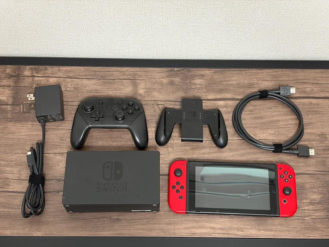 Nintendo Switch 　 本体　周辺機器　プロコン付き Amazon.co.jp: Nintendo Switch Proコントローラー Xenoblade2