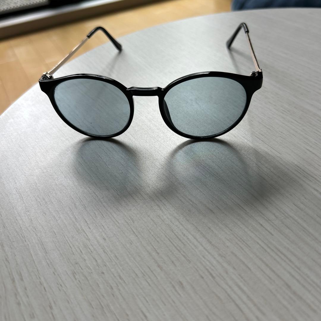 ラウンド型 ブラック サングラス(ケース付き) - メルカリ