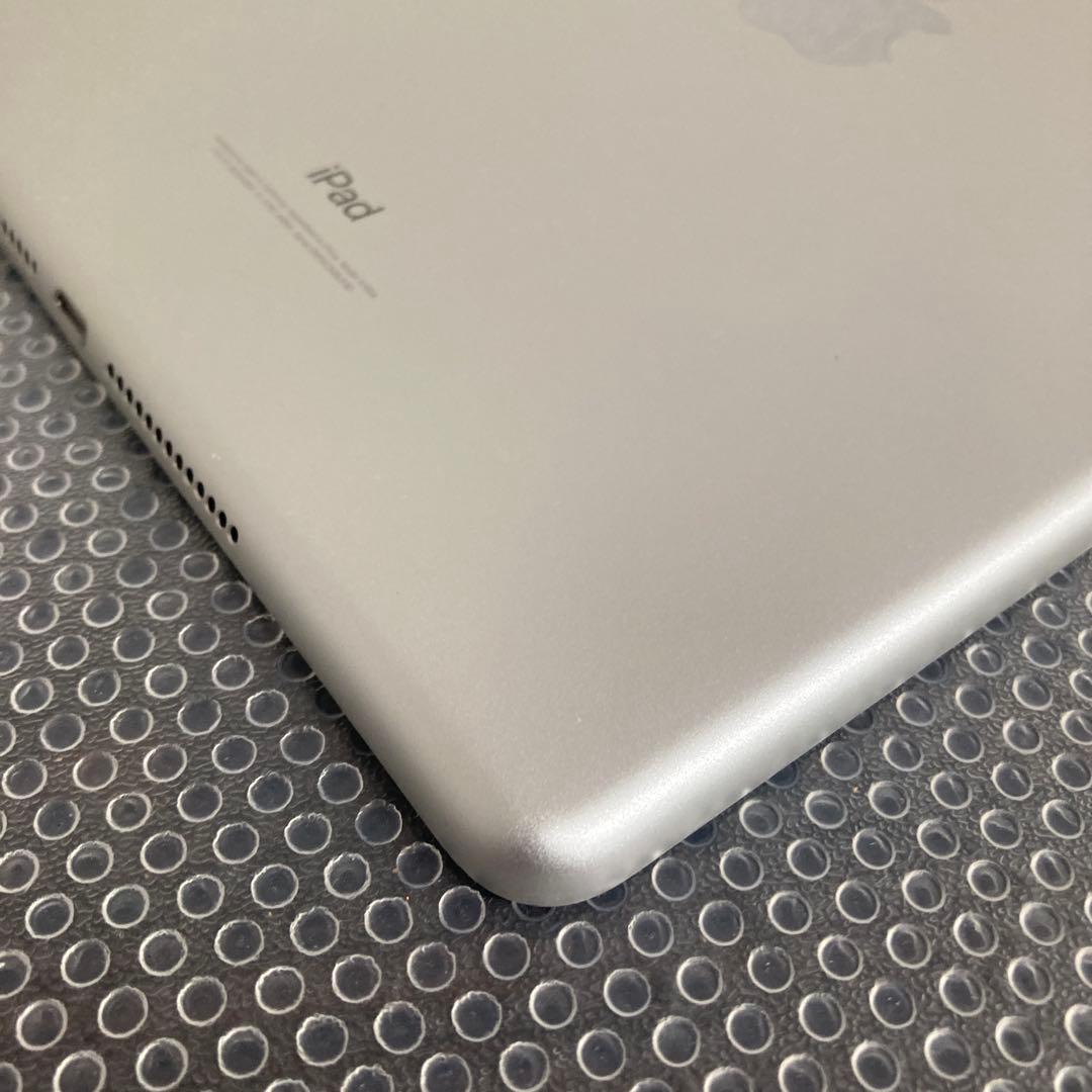 903【早い者勝ち】電池ほぼ新品☆iPad6 第6世代 32GB SIMフリー