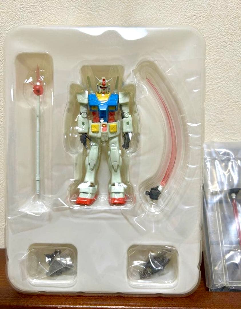 機動戦士ガンダム DVD-BOX1 初回限定 フィギュア付 完品 Amazon.co.jp: 機動戦士ガンダムDVD-BOX 1 特典フィギュア付(完全初回