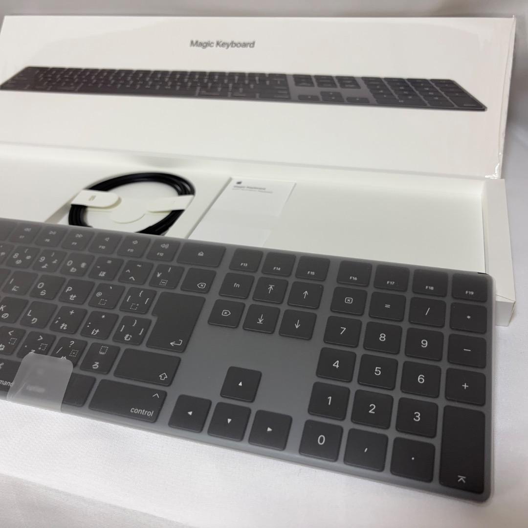 Mac mini（M1,2020）CTOモデル（+純正周辺機器セット）