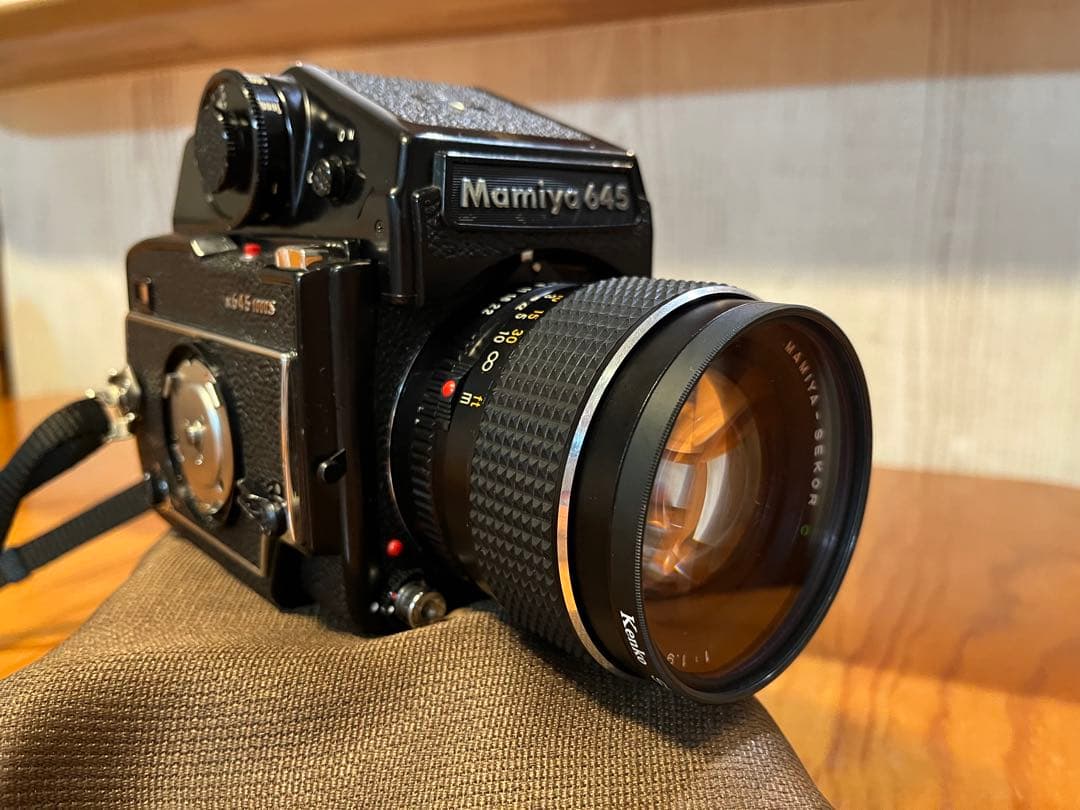 Mamiya 645 1000s中判フィルムカメラ まだまだ人気の中判カメラ！MAMIYA M645 1000Sを使ってみた話 | ニーゴ