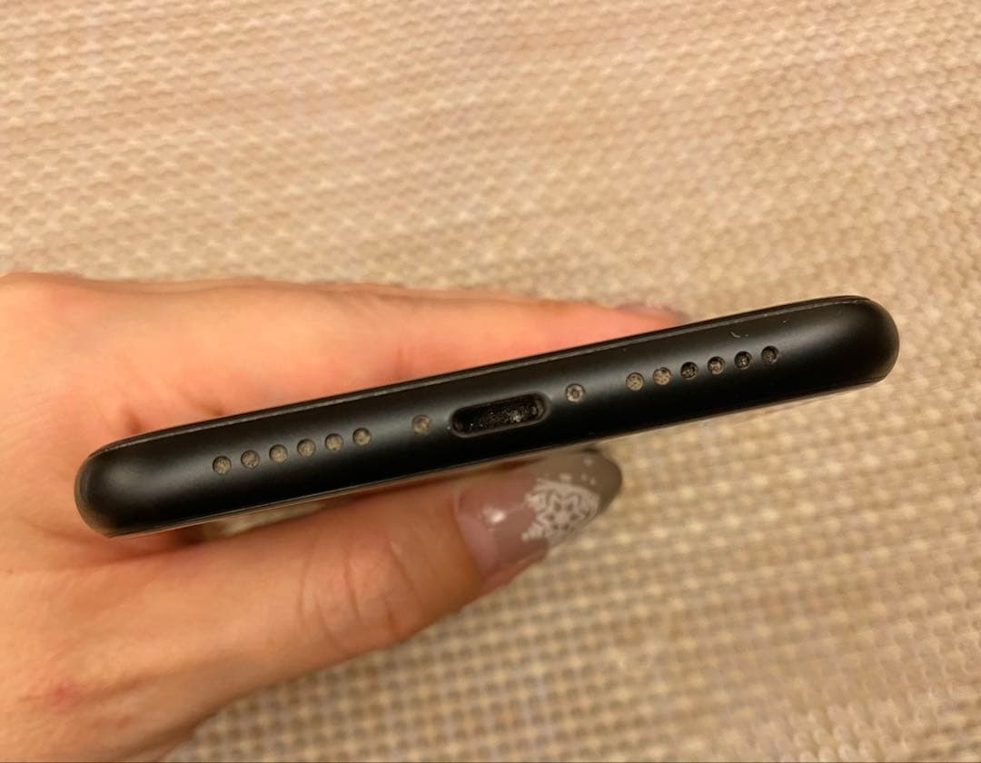 Apple iPhone XR 128GB 箱つき 液晶に難あり - メルカリ