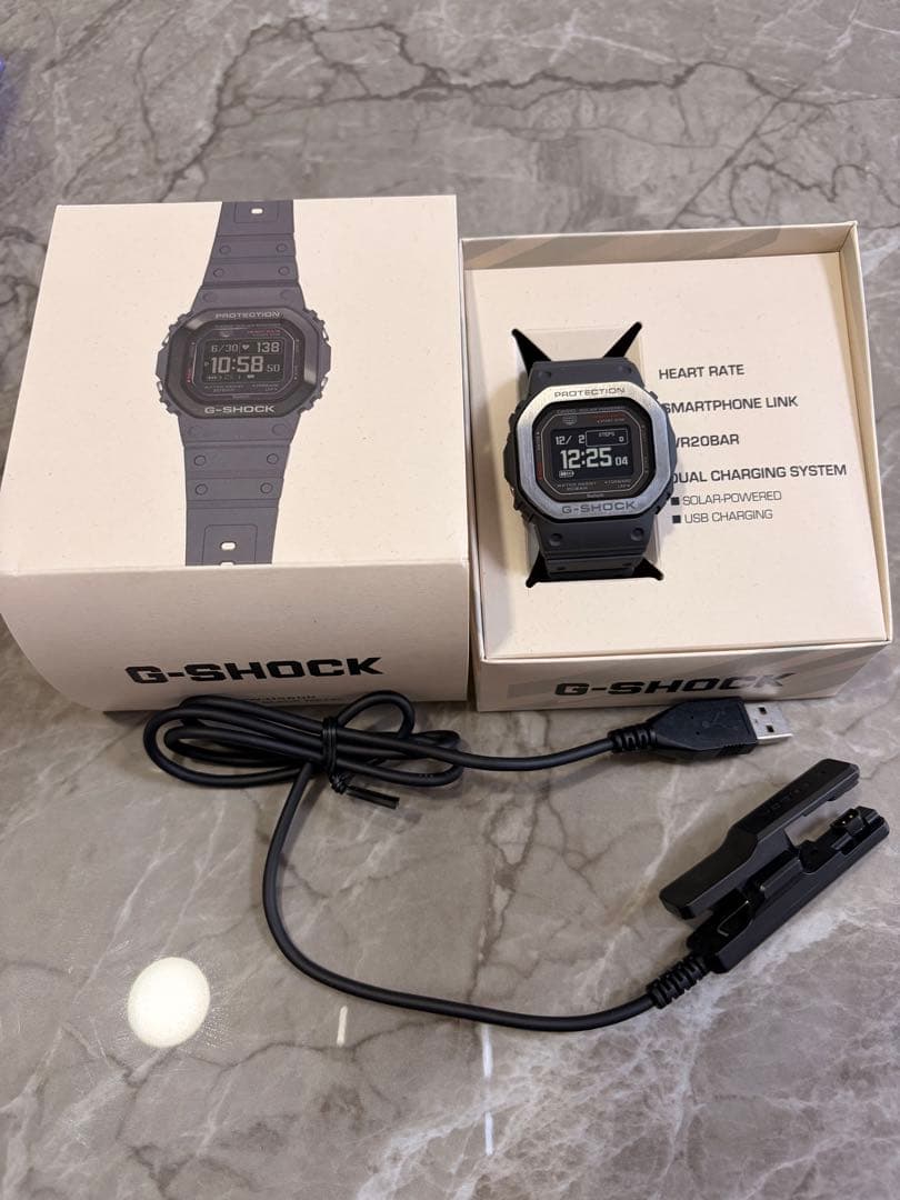 カシオ　G-SHOCK デジタル腕時計 DW-H5600 DW-H5600-1A2JR | CASIO