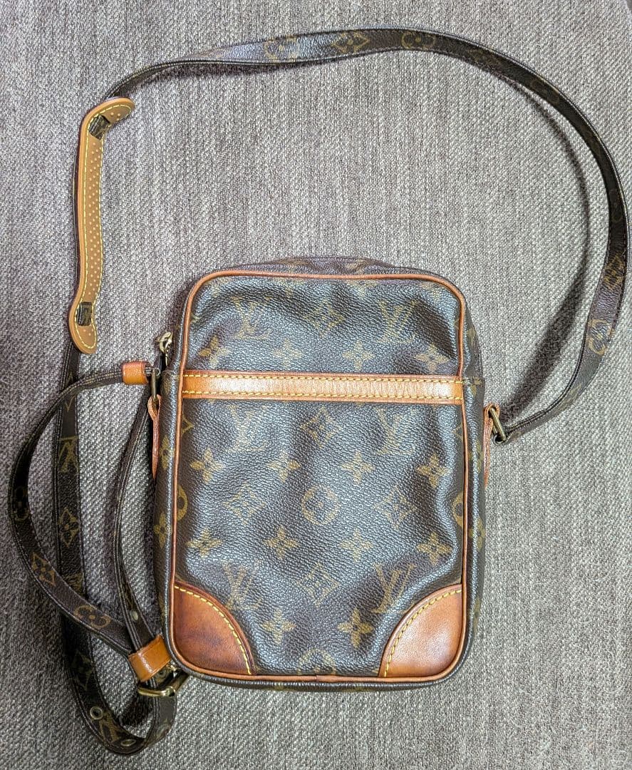 【訳あり品】Louis Vuitton モノグラム　ショルダーバッグ 送料込 訳あり LOUIS VUITTON ショルダーバッグ 斜め掛け 肩掛け ナイル