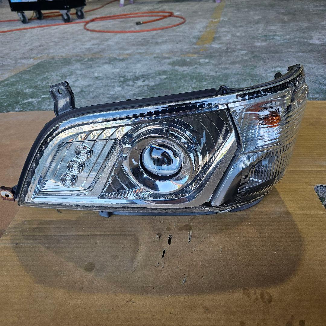 日野 デュトロ 純正LEDヘッドライトL - メルカリ