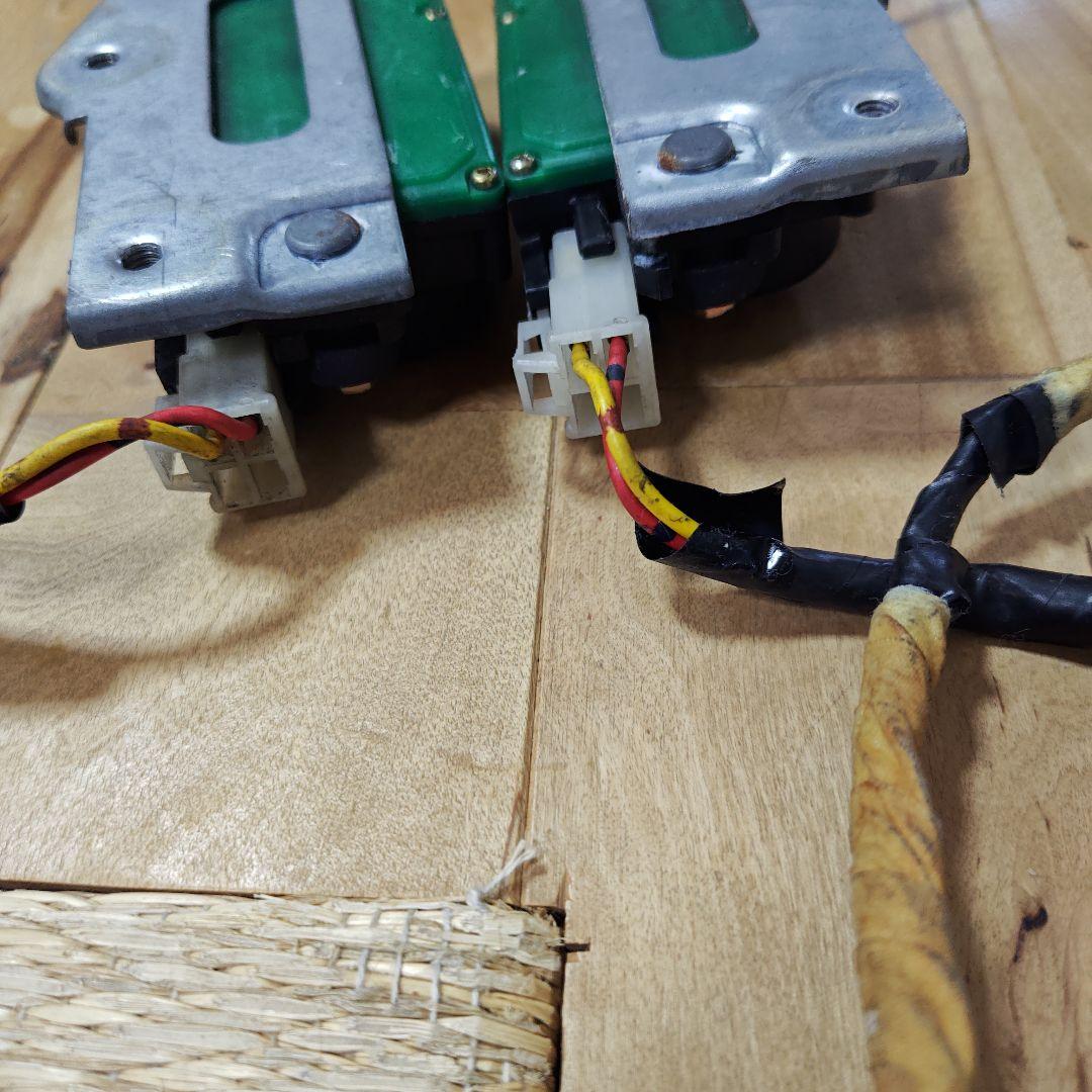 R30スカイライン ドアロックソレノイド ドアロックアクチュエーター