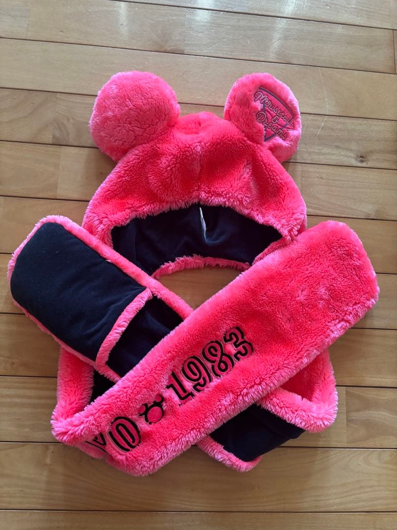 ディズニーミニー 耳付きマフラーキャップ - メルカリ