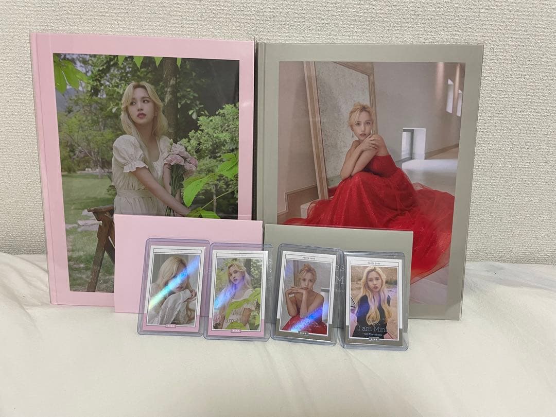 TWICE ミナ 写真集 Yes,I am Mina Amazon.co.jp: TWICE Mina - Yes, I am Mina. 1ST PHOTOBOOK (PinkVer