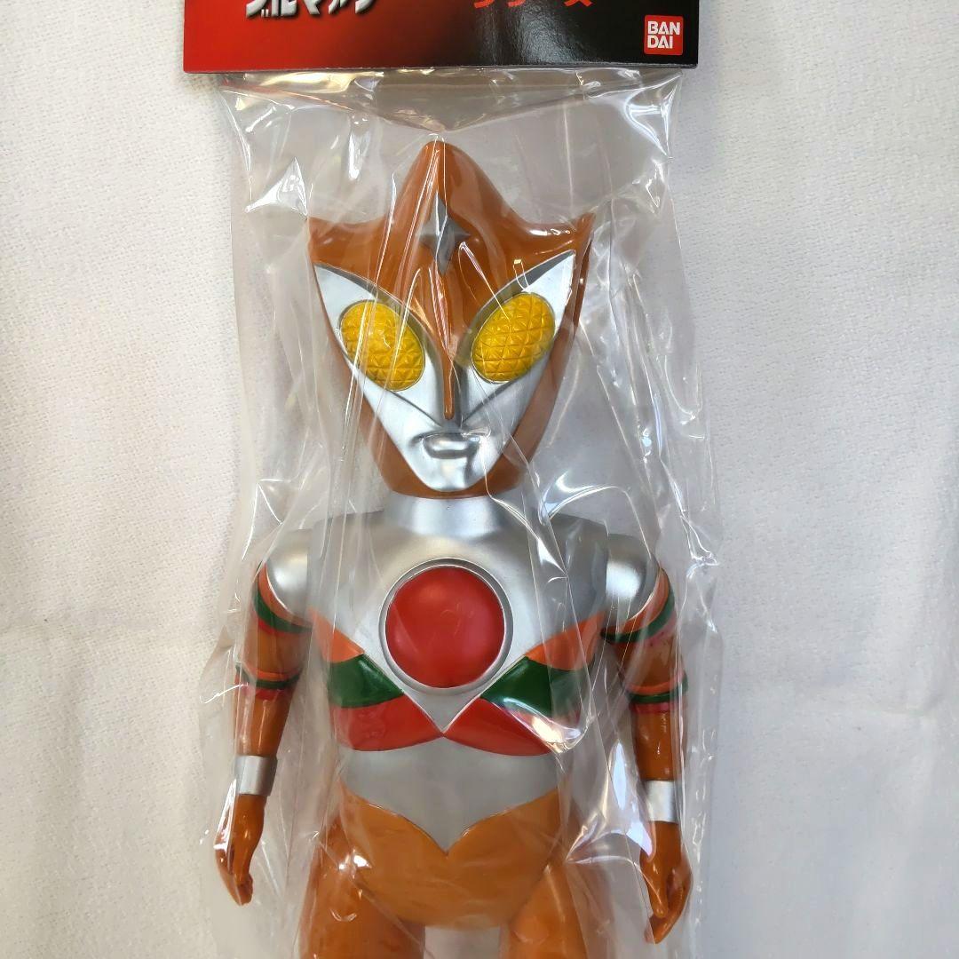 新品未開封〉ハイパーホビー限定 ブルマァク トリプルファイター 復刻