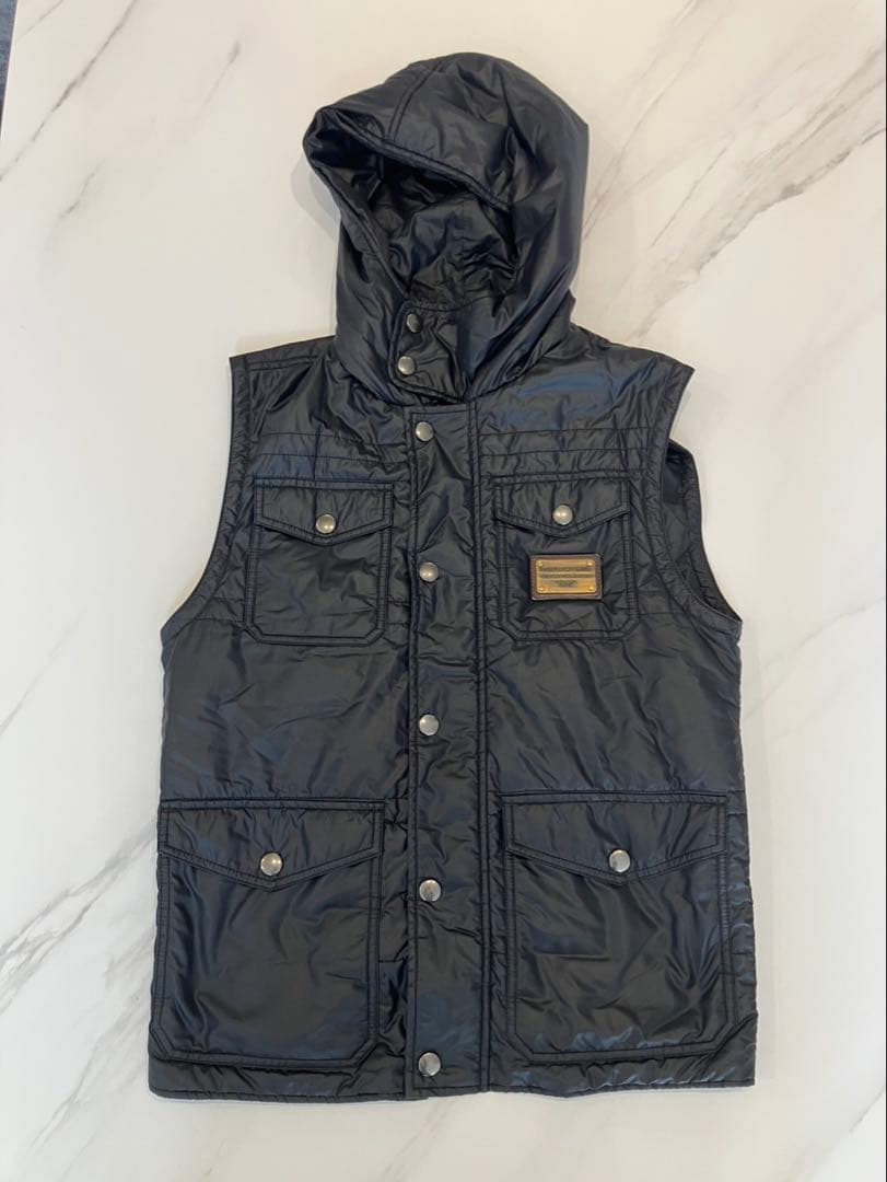 Dolce & Gabbana ブラックダウンジャケット Nylon down jacket with hood and branded tag in Black for Men