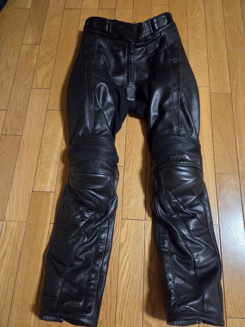 HYOD ブラックレザーパンツ Mサイズ - メルカリ