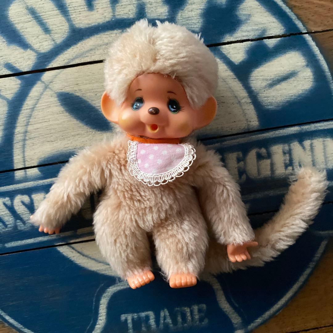 昭和レトロ ぬいぐるみ 猿 モンチッチ 指しゃぶり 人形 - メルカリ