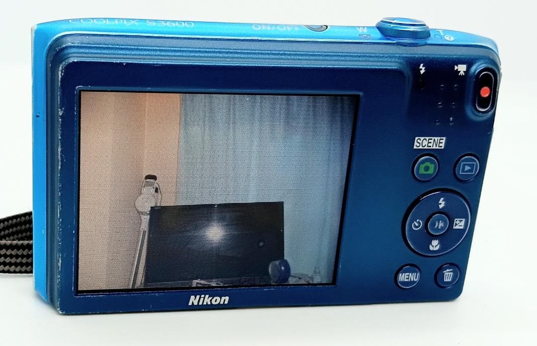 デジタルカメラ NikonCoolpix S3600 Blue 20.1MP 8x Zoom