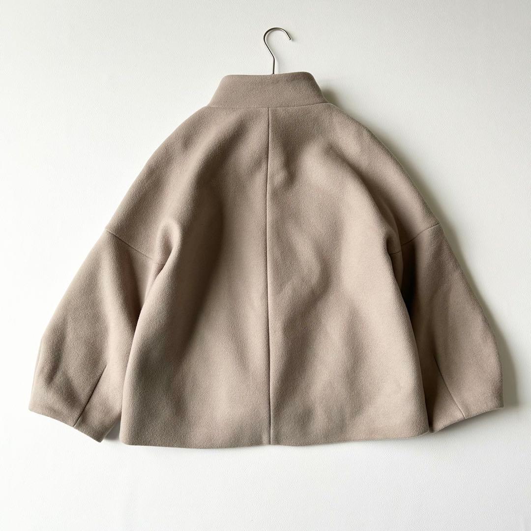 3052y美品 アルアバイル バルーンスリーブスタンドカラーショート