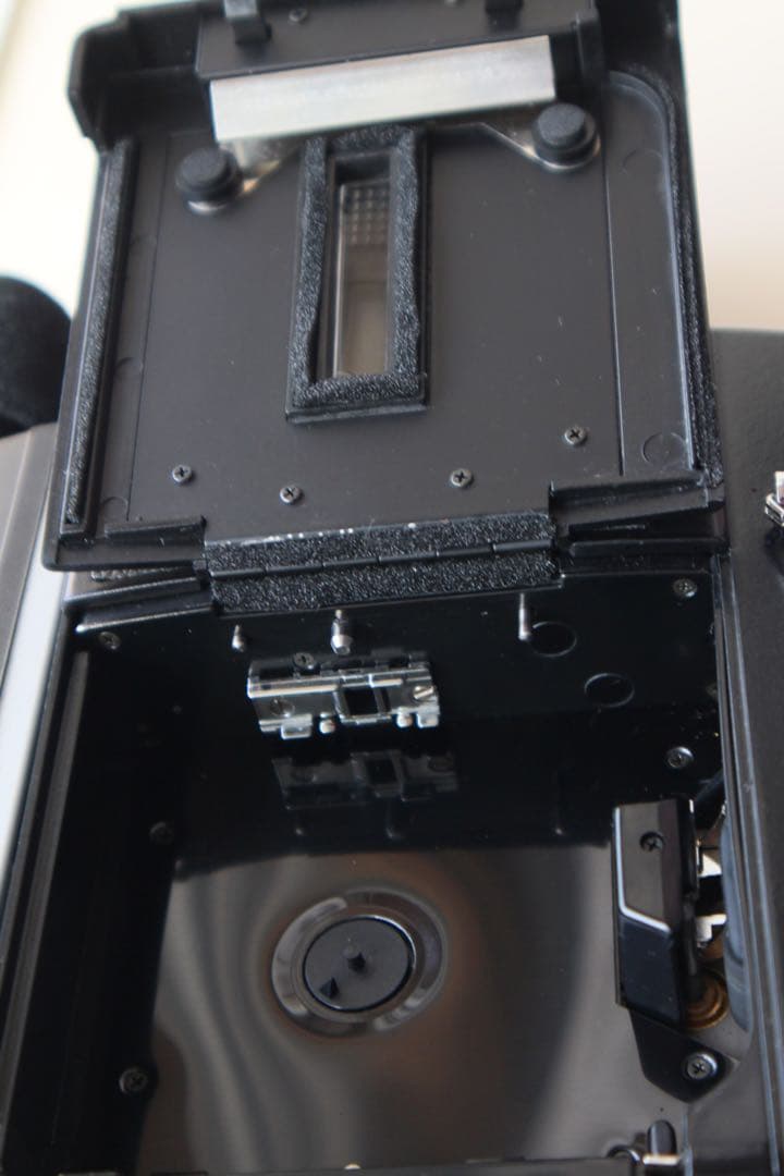 8mmフィルムカメラ ELMO SUPER8 SOUND 1050S 実写確認済 - メルカリ