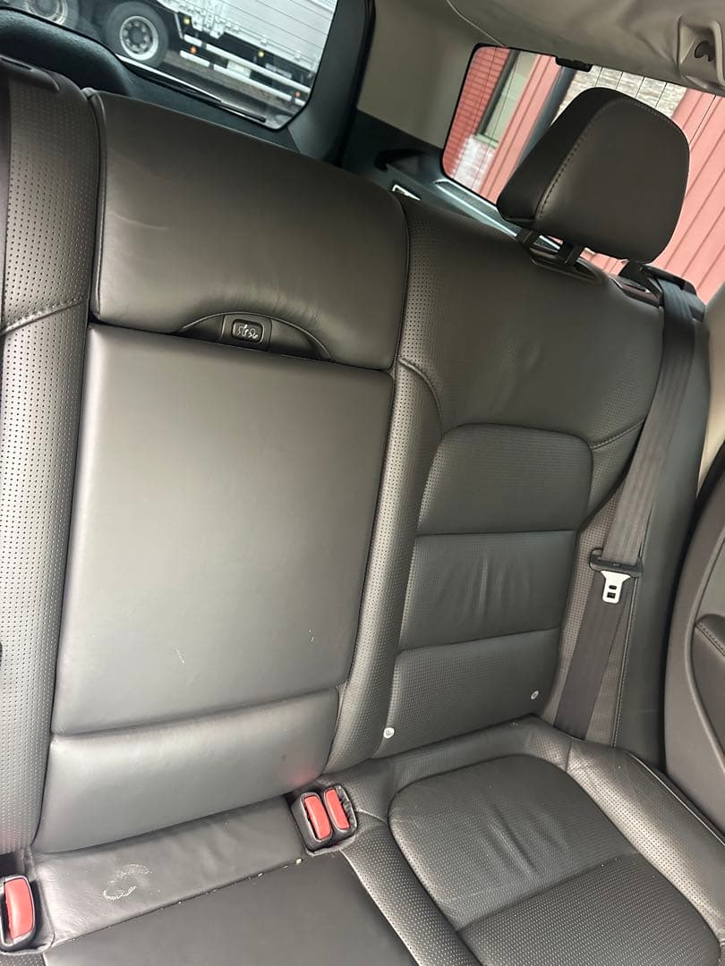 フ*ノ様 2010年式　ボルボ　V70 2.5LT