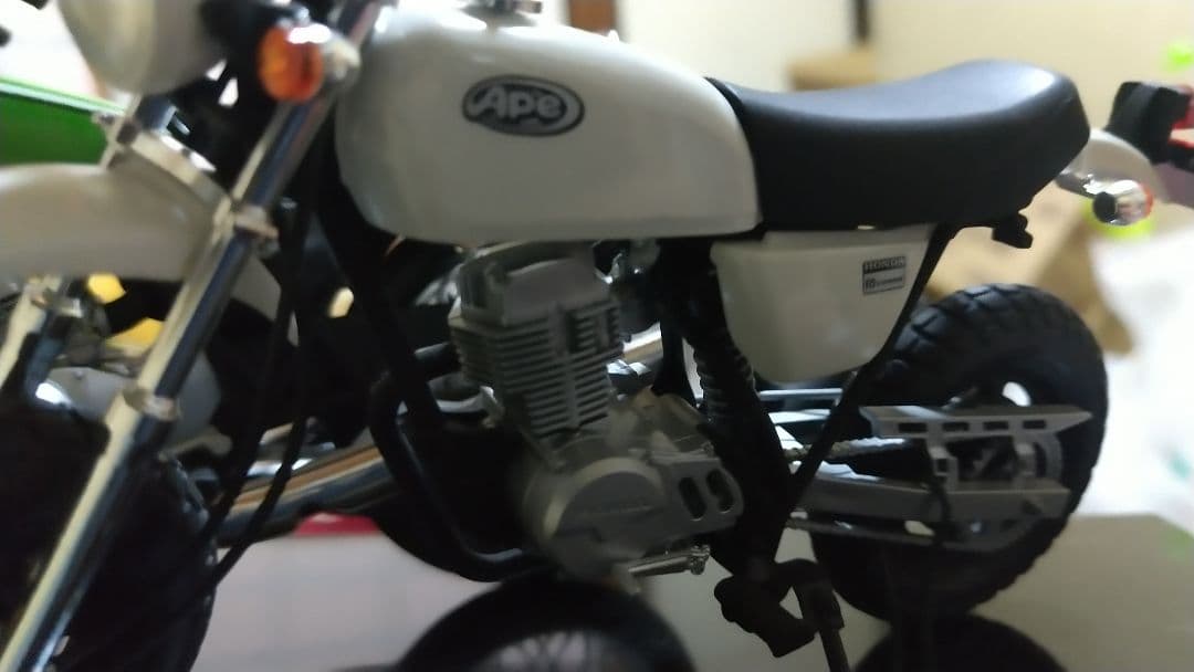 バイクプラモデルエイプ製作用依頼用 エイプのみの販売。KH400は付き