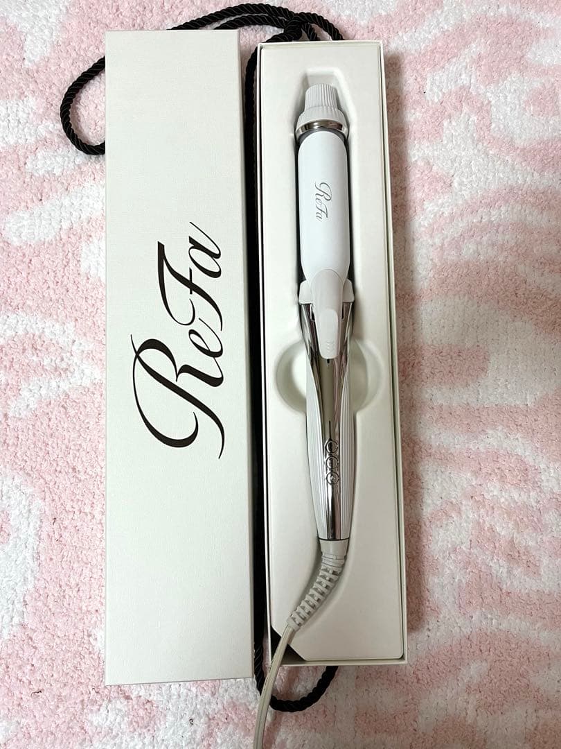 マイマイ　 ReFa カールヘアアイロン ホワイト　32㎜ 国内正規品】リファ カールアイロン プロ 32mm ホワイト Φ32 RE-AW-02A