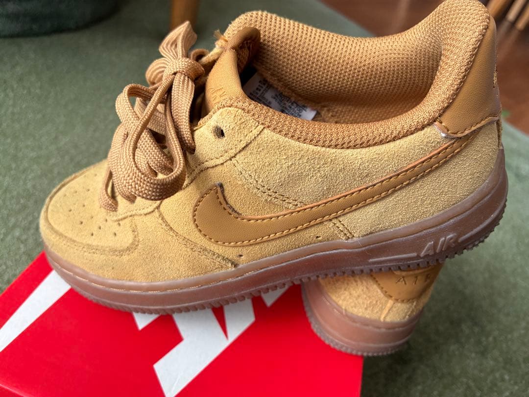 Nike Air force1ベージュ スエード スニーカー 20.0cm