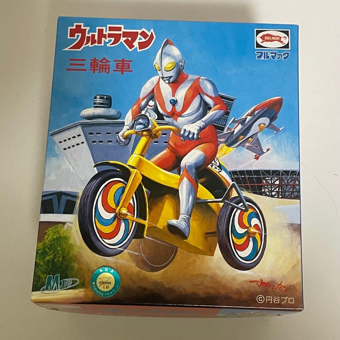 M1号 ウルトラマン 三輪車 ソフビ TSUBURAYA CONVENTION 2023」のM1号では「三輪車シリーズ」も注目