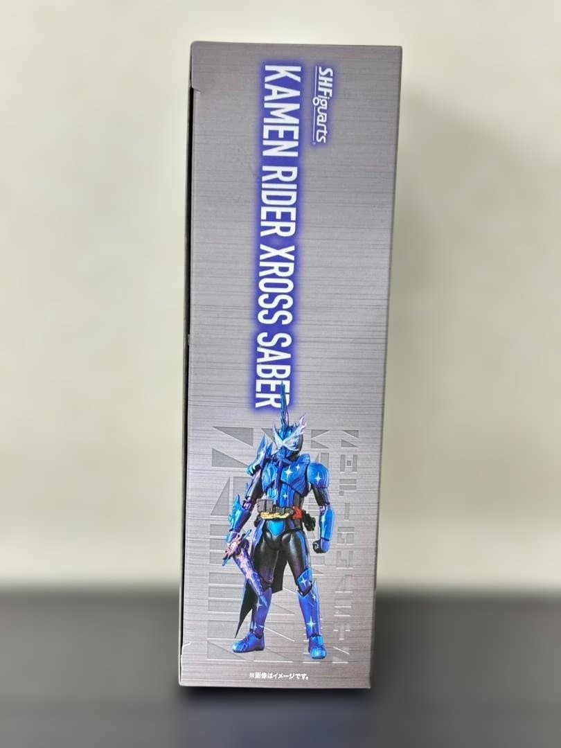 S.H.Figuarts 仮面ライダーセイバー　クロスセイバー　フィギュア