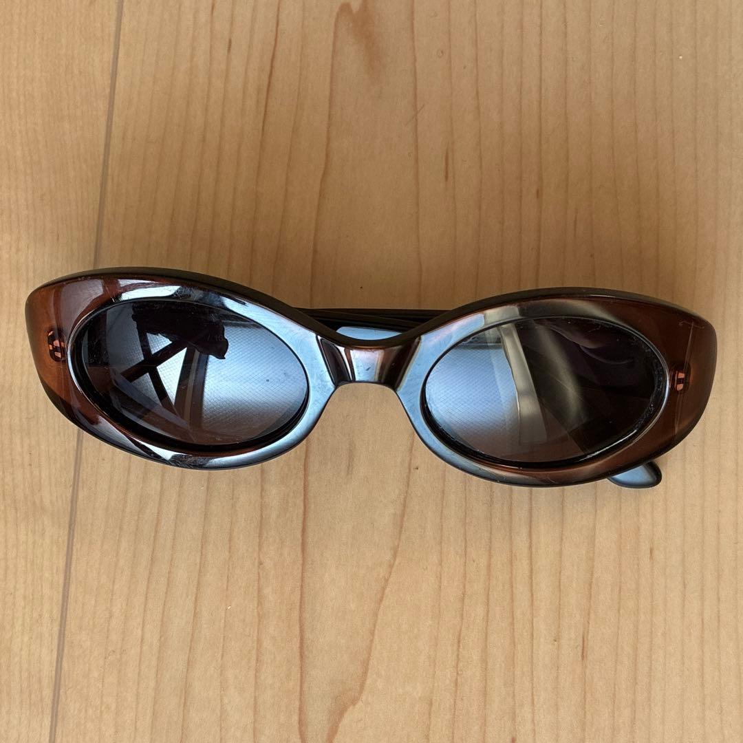 GUCCI サングラス オーバル ブラウン／ブラック Gucci Eyewear オーバルフレーム サングラス | ブラウン | FARFETCH JP