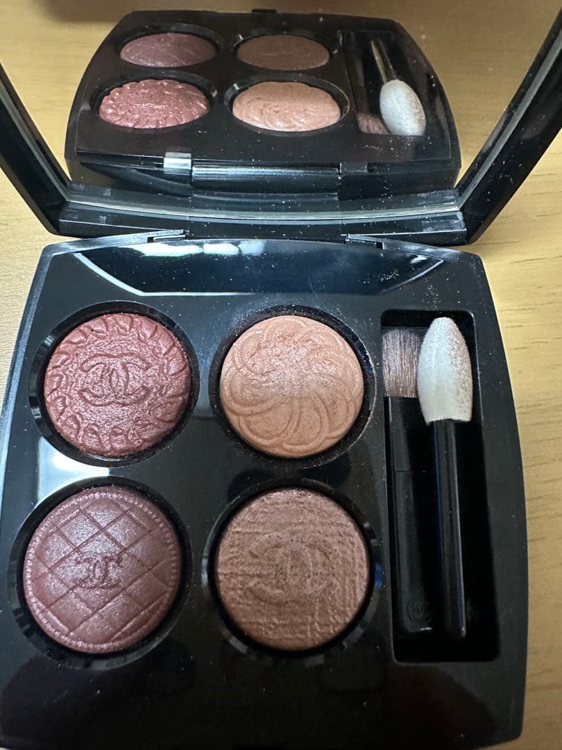 CHANEL アイシャドウパレット 219 ボタン クチュール Amazon.co.jp: CHANEL LES 4 OMBRES BOUTONS レ キャトル オンブル