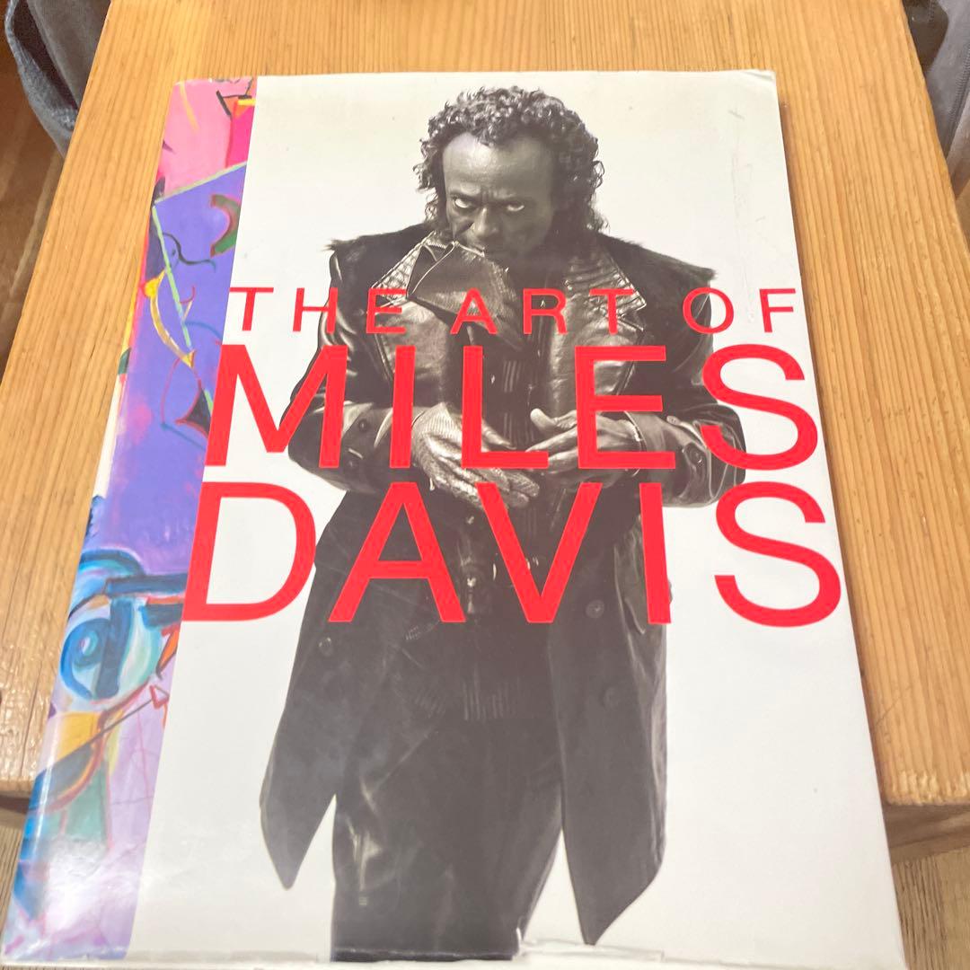 マイルスデイビスの絵画 THE ART OF MILES DAVIS - メルカリ