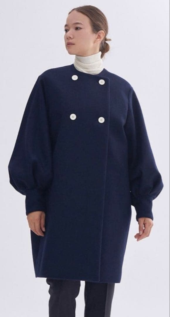 yori ダブルパフスリーブコート ネイビー yori ヨリ ダブルパフスリーブ コート ボリュームスリーブ - メルカリ