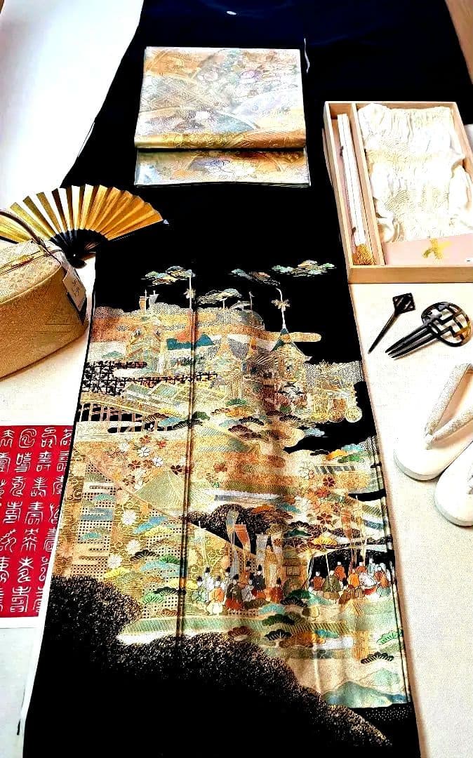 美品❇️豪華黒留袖　作家物螺鈿　古都絵巻 金彩　 比翼仕立て　フルセット 新品、未使用❇️豪華黒留め袖 螺鈿 金銀彩 比翼仕立て フルセット
