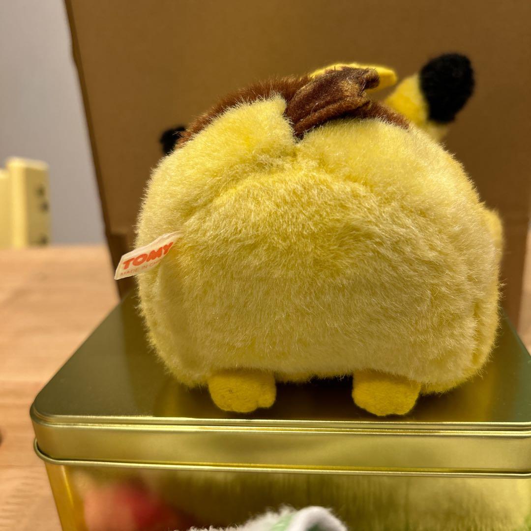 ピカチュウ ぬいぐるみ 初期ピカ TOMY 笑顔 にっこり バンザイ - メルカリ