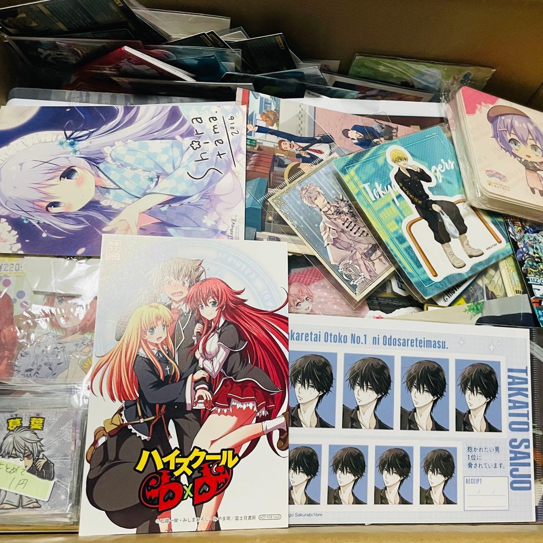 ノンジャンルアニメ紙物雑貨約580個まとめ売り　大量セット 大特価！ノンジャンル アニメ系雑貨！大量まとめ売り！250個！ - メルカリ
