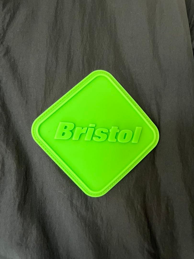F.C.Real Bristol ナイロンジャケット　ブリストル