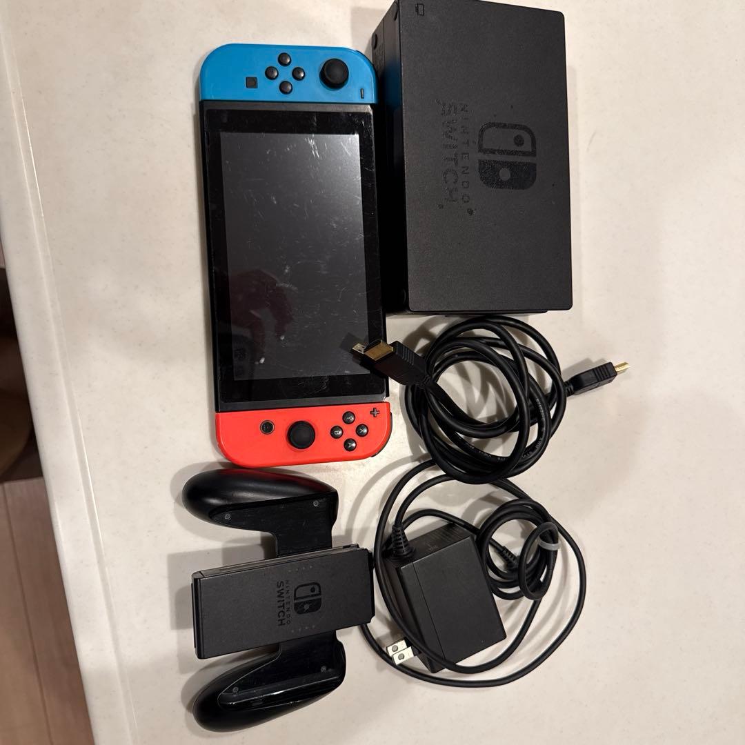 Nintendo Switch 本体 青と赤 Joy-Con Nintendo Switch 本体 青 赤 Joy-Con Amazon.co.jp: Nintendo Switch