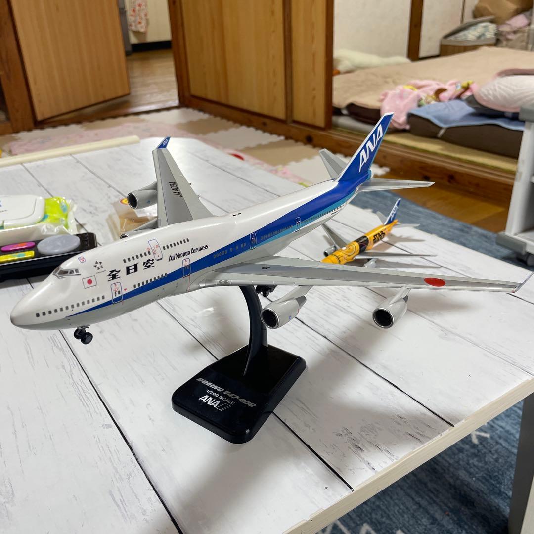 ANA ボーイング747 モデル 1/200 NH20128 1:200 BOEING 747-400 JA8958 完成品（ギアつき）｜全日空商事