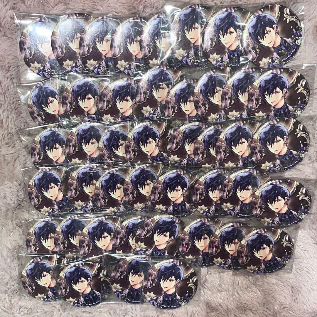 アイナナ　和泉一織　缶バッジ　8周年　44個 アイナナ 和泉一織 缶バッジ 8周年 44個 アイナナ 和泉一織 缶バッジ 8