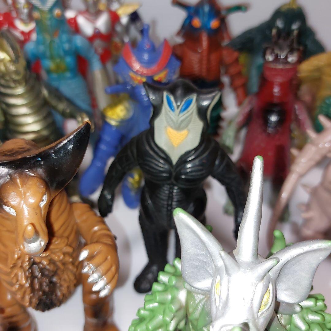 ウルトラマン 旧ウルトラ怪獣 シリーズまとめ売り27体！当時物ソフビ