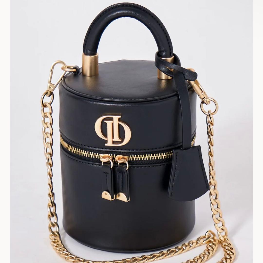 値下げ】Darich Dモチーフミニバニティバッグ - メルカリ