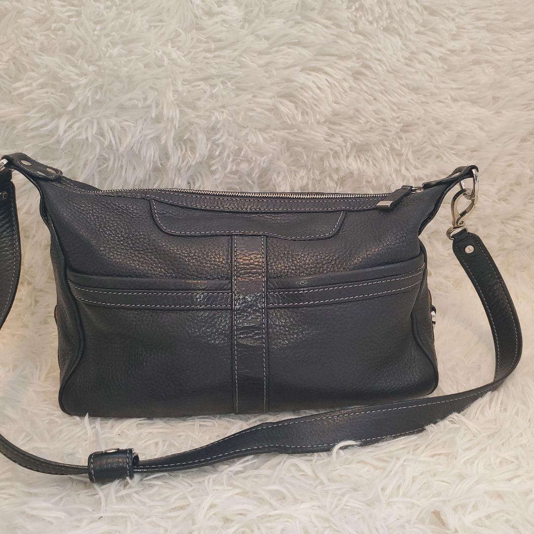 ⭐べるふぉん様専用⭐TOD'S ハーフムーン ショルダーバッグ シボ革