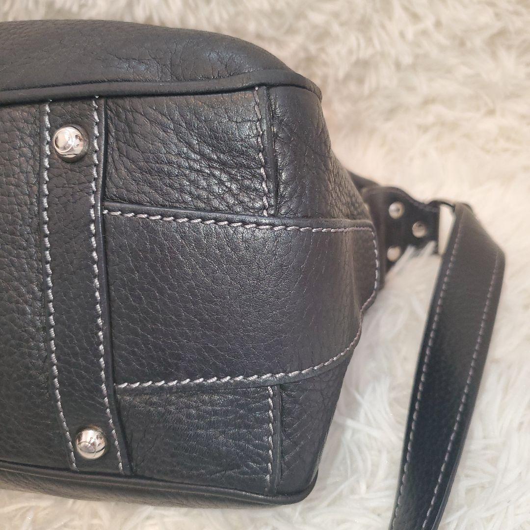 ⭐べるふぉん様専用⭐TOD'S ハーフムーン ショルダーバッグ シボ革