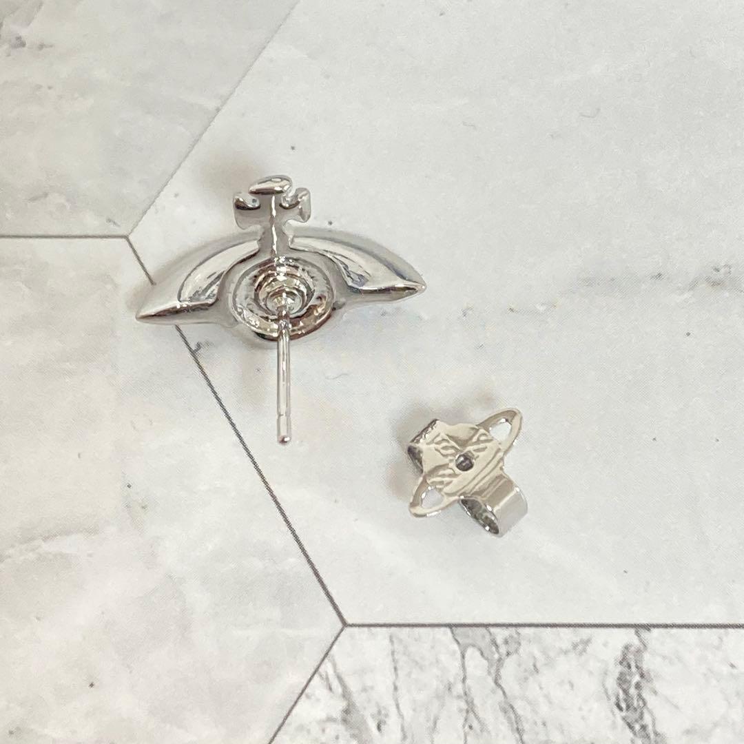Vivienne Westwood✨【片耳用】ソリッドオーブピアス シルバー - メルカリ