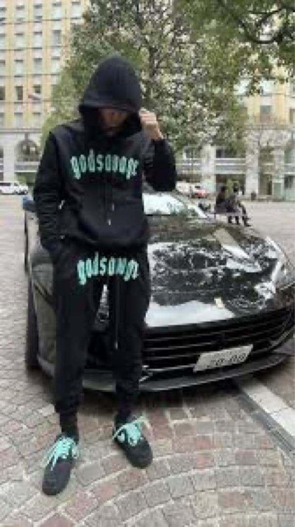 god savage セットアップ - メルカリ