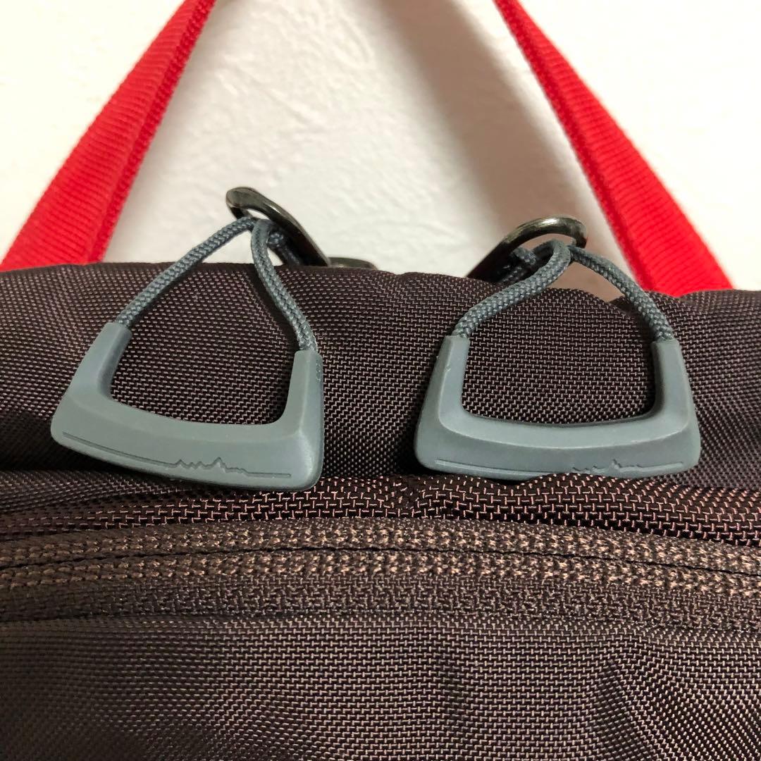 美品 廃盤レア パタゴニア スノードリフター 20L スノーボード着用可