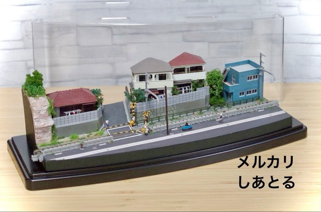 江ノ電 腰越3号踏切 鉄道ジオラマ展示台 Nゲージ 鉄コレ 鉄道模型 b