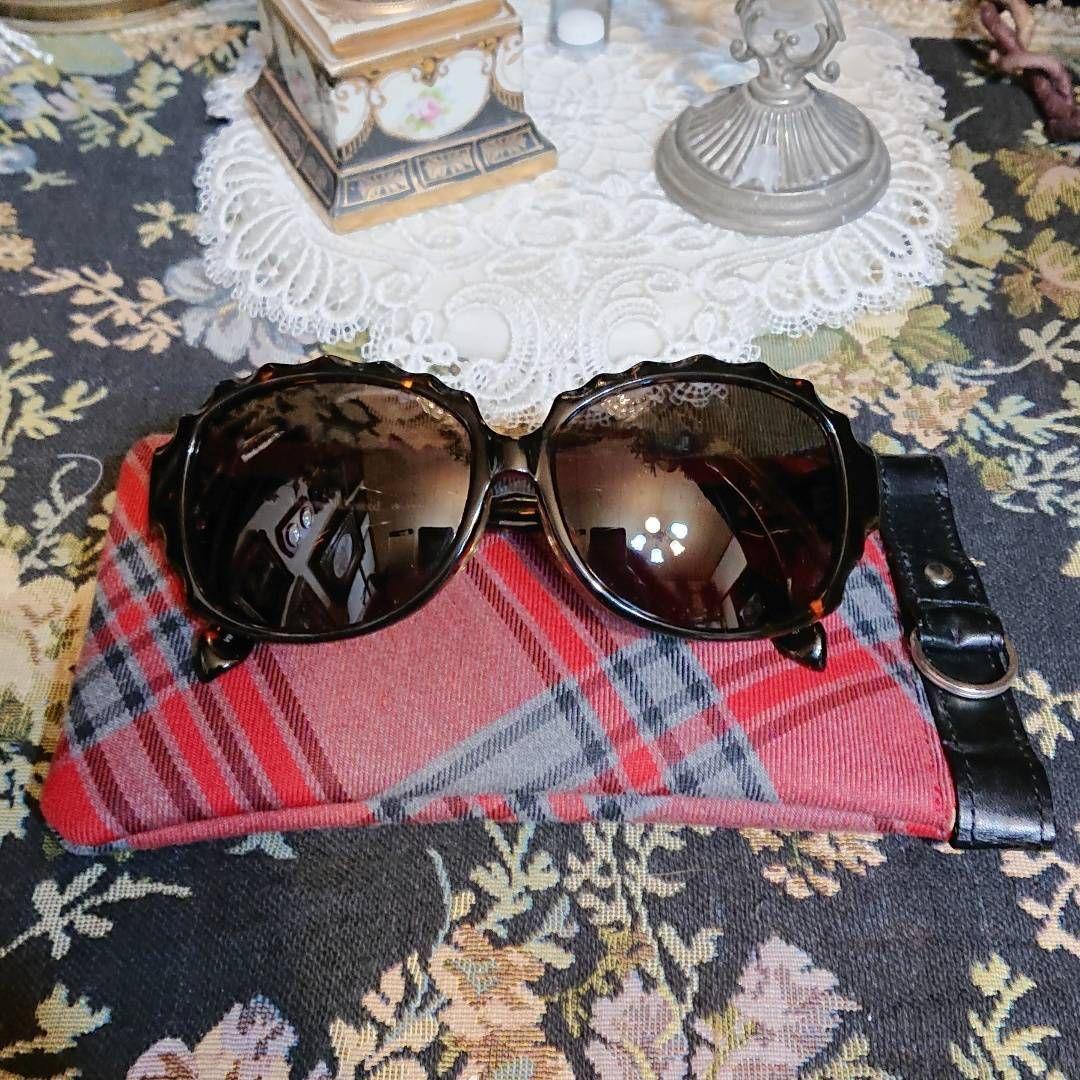 【完全処分☆】ヴィヴィアンウエストウッド 波形 フレーム サングラス 美品 楽天市場】レディース ヴィヴィアン ウエストウッド サングラス 41