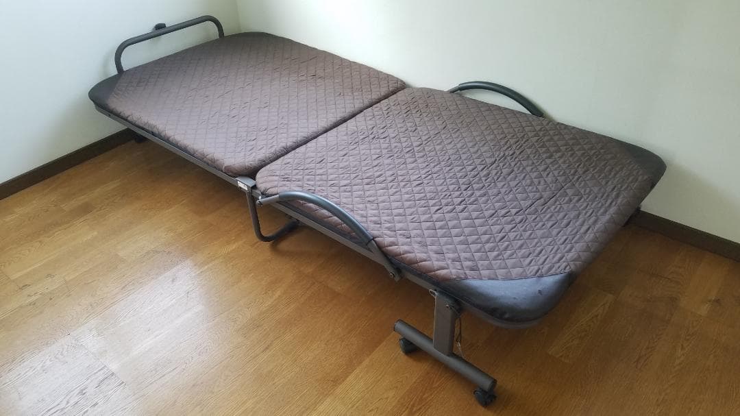 ま*あ様 【送料無料】折りたたみベッド シングル 折りたたみベッド 幅104/134 奥行208 高さ55.5 山善 | 山善ビズコム